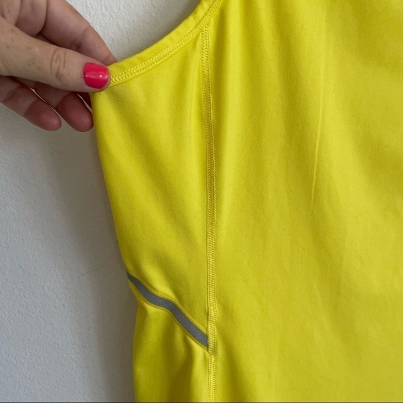 ATHLETA YELLOW REFLECTIVE RUNNING TANK - Picture 3 of 8